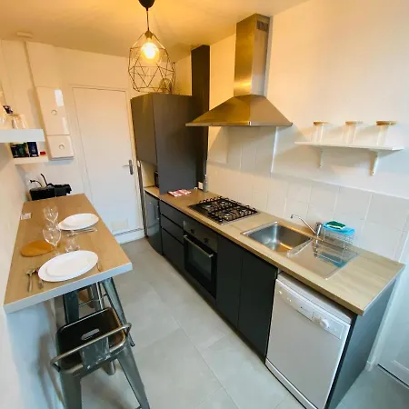 Petit T2- Proche Boulingrin Apartmán